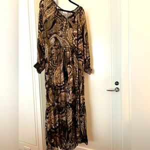 Miss June Paris dress. One size. Excellent condition